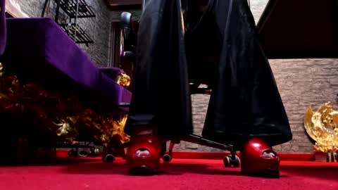 Snapshot of khaleesidomme chatting on 12/19/24, 08:23 Khaleesi online show from 12/19/24, 08:23