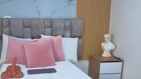 khalifa online show from 11/24/25, 08:41