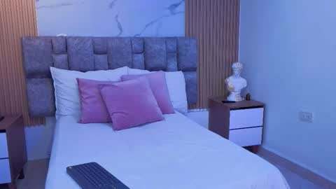 khalifa online show from 12/19/25, 12:17