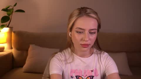 khalishy online show from 04/16/26, 07:03