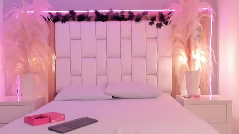 Khathiee online show from 04/16/26, 06:52