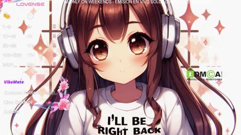 Snapshot of khionebesset chatting on 11/18/25, 10:47 Khi. online show from 11/18/25, 10:47