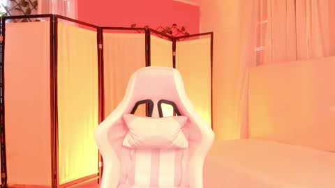 Khloe online show from 10/13/25, 12:27