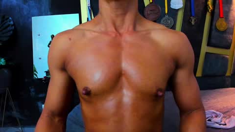    online show from 12/28/24, 12:04