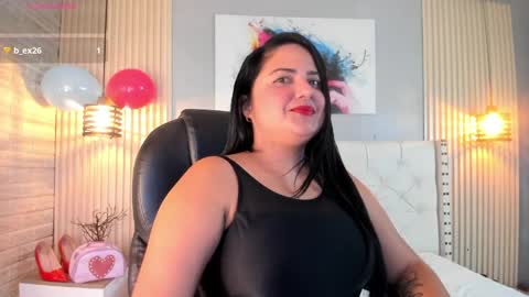 Snapshot of khloe_smith07 chatting on 05/25/26, 03:34 khloe_smith07 online show from 05/25/26, 03:34