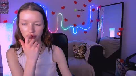 khloebeauty online show from 02/24/26, 11:58