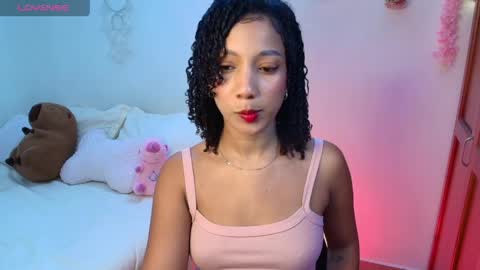 Snapshot of khoe_777 chatting on 02/28/26, 12:44 khoe 777 online show from 02/28/26, 12:44