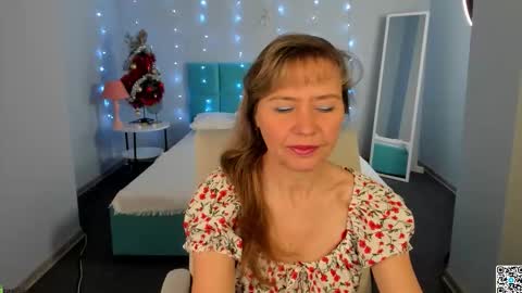 Ellie online show from 12/21/25, 02:51