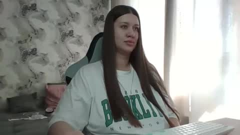 kianna_dior_ online show from 04/03/26, 08:23