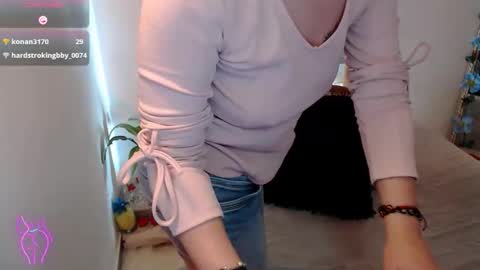 Kiara Bermont online show from 12/02/25, 05:41