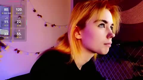 Kira online show from 01/06/26, 10:34