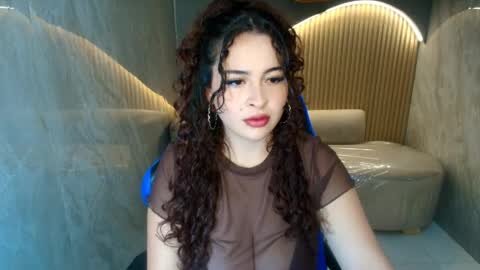 Snapshot of kiara_moon_r chatting on 05/30/26, 03:03 Kiara online show from 05/30/26, 03:03