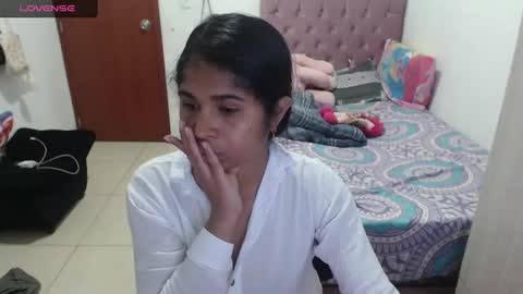 Kiara online show from 03/06/25, 02:09