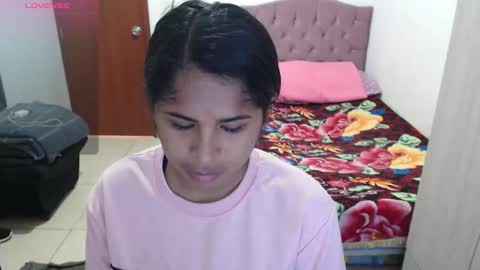 Kiara online show from 12/01/25, 07:41