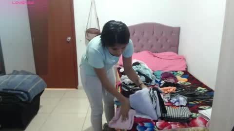 Kiara online show from 12/04/25, 05:10