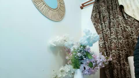 Valery online show from 12/04/25, 12:14