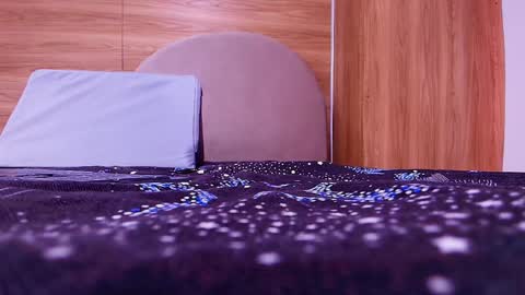 kiaralopez_ online show from 05/26/26, 03:02