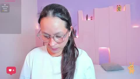 Snapshot of kiaramoon1 chatting on 04/09/26, 06:46 Kiara online show from 04/09/26, 06:46