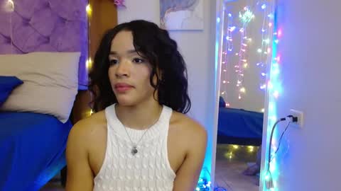 Snapshot of kiararose19 chatting on 01/28/25, 11:28 Kiara online show from 01/28/25, 11:28