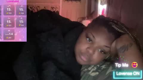 Snapshot of kiarasugars chatting on 12/15/25, 03:38 KiaraSugars online show from 12/15/25, 03:38