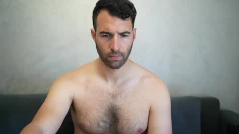 Manu online show from 04/01/26, 11:11