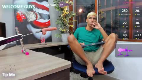 Snapshot of kieran_derek chatting on 01/17/25, 06:26 Kieran Derek online show from 01/17/25, 06:26