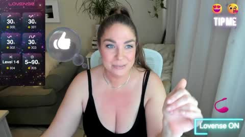 Kiera Reines online show from 03/31/26, 12:01