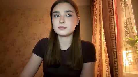 Ola my name is Lissa  Lets hit 10 Thumbs Up together   online show from 02/12/26, 02:56