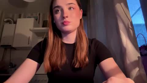 Ola my name is Lissa  Lets hit 10 Thumbs Up together   online show from 03/13/26, 03:07