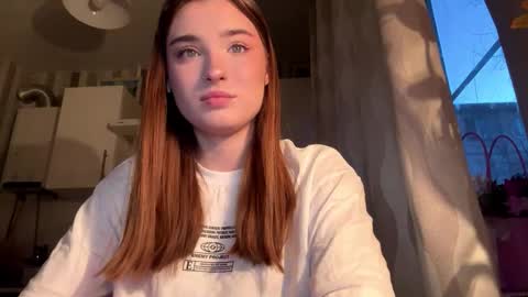 Ola my name is Lissa  Lets hit 10 Thumbs Up together   online show from 03/14/26, 03:17