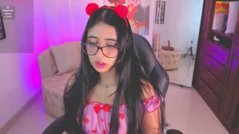 kiim__samanta online show from 10/14/25, 11:33