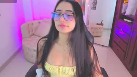 kiim__samanta online show from 11/10/25, 11:31