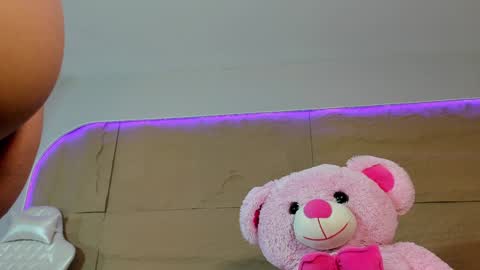 KIM COOPER online show from 01/25/25, 10:08