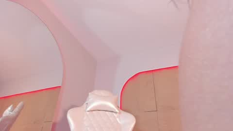 KIM COOPER online show from 01/28/25, 01:16