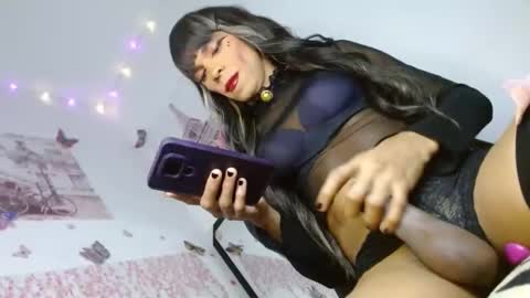  kika lorace  online show from 12/03/24, 01:30