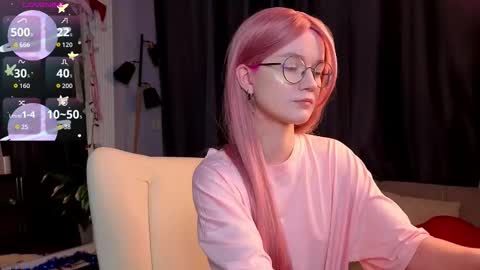 kiki_blue_eyes online show from 01/09/26, 05:43