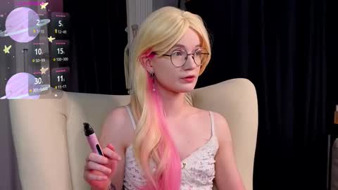 kiki_blue_eyes online show from 02/05/26, 04:50