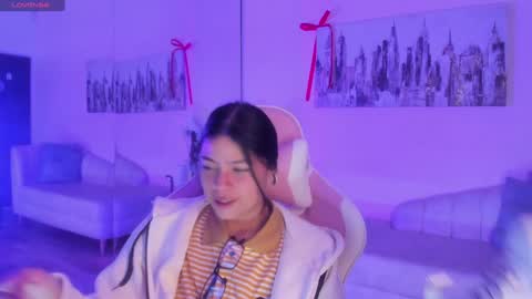 kIKI online show from 12/12/24, 12:33