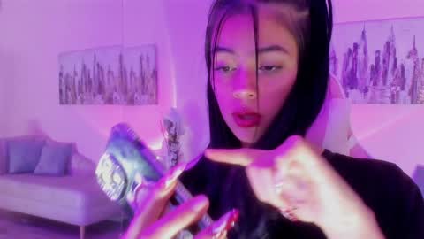 kIKI online show from 01/08/25, 06:31