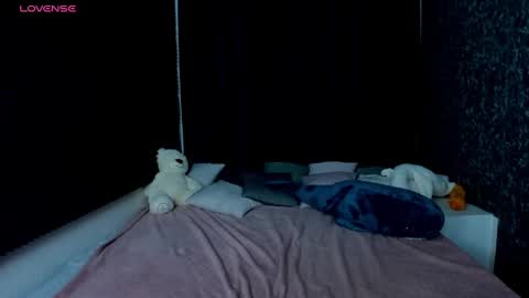 Kiki online show from 01/12/25, 04:50