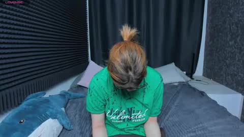 Kiki online show from 02/24/25, 10:15