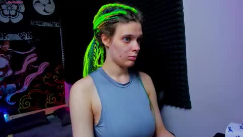 Kiki online show from 10/12/25, 10:25