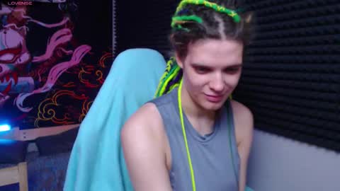 Kiki online show from 11/04/25, 09:52