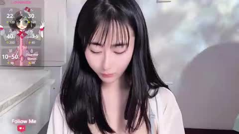 Snapshot of kiki_loveu chatting on 12/19/24, 01:18 kiki_loveu online show from 12/19/24, 01:18