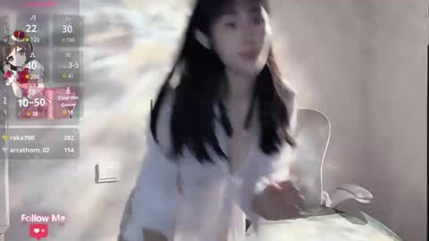 Snapshot of kiki_loveu chatting on 12/21/24, 11:44 kiki_loveu online show from 12/21/24, 11:44