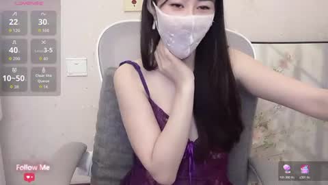 kiki_loveu online show from 06/18/26, 01:48