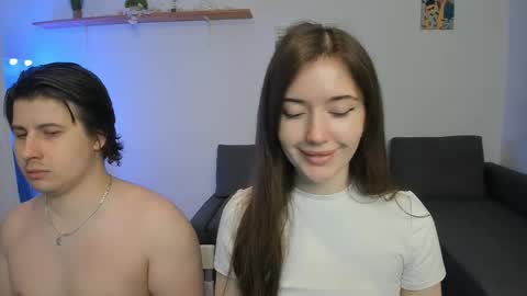 Snapshot of kiki_mcflurry chatting on 11/15/25, 09:00 PavelPolly online show from 11/15/25, 09:00