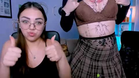 kiki_swan online show from 01/13/26, 07:02