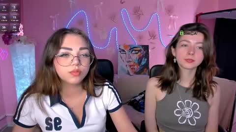 kiki_swan online show from 05/23/26, 07:18