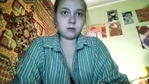 kikibang_ online show from 04/03/26, 07:12